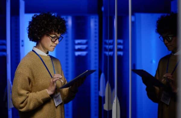 Tackling the Hidden Challenges of Network Monitoring 7